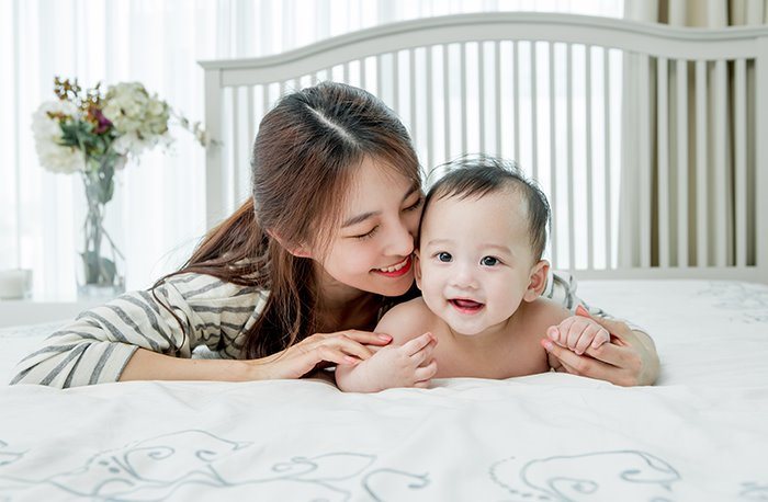 백 마디 말보다는, 한번이라도 더 안아주세요