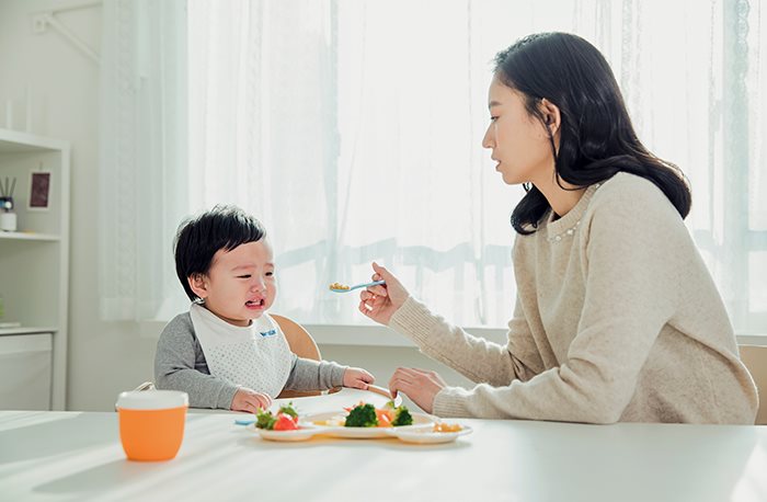 돌 무렵인 아기, 밥을 계속 거부해요