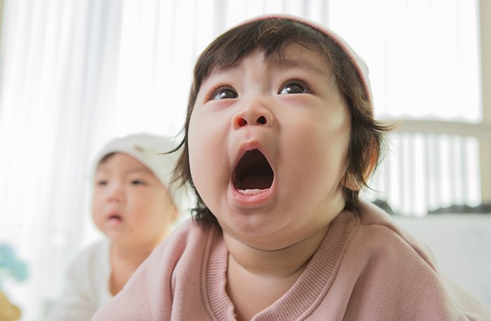 우리 아이 잠투정도 심하고 깊게 잠들지 않아요