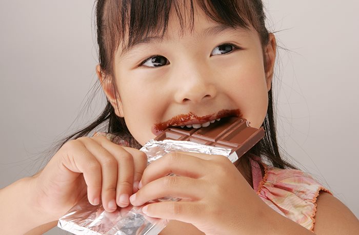 간식을 너무 많이 먹는 아이, 혹시 폭식증?