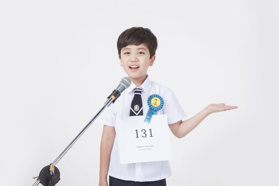 앞에 나가서 발표하는 걸 너무 힘들어해요