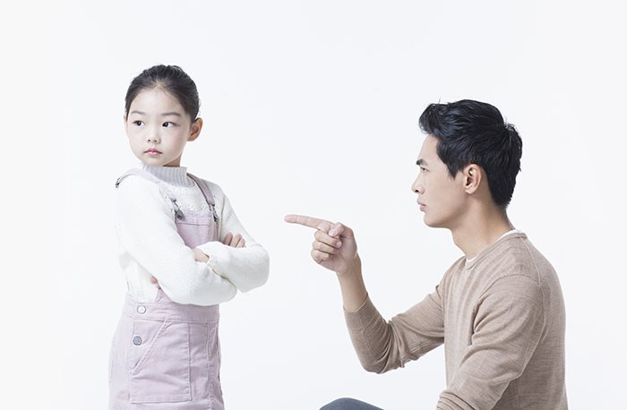 '1년 평균 15000번'… 잔소리가 창의성을 죽인다