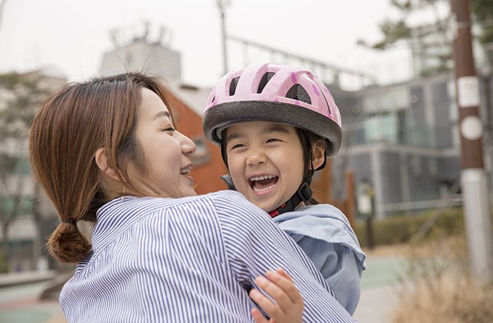 아이와 놀아주지 마세요, 놀이에 '참여'하세요